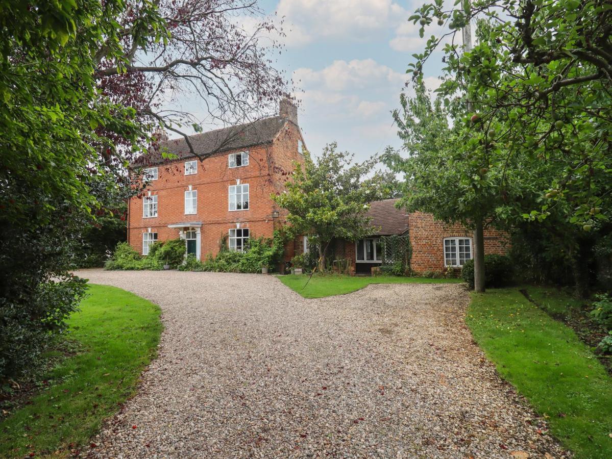 The Coach House Apartment Tewkesbury Exterior photo